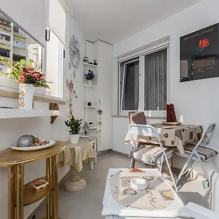 Gabric-perfect Location Split